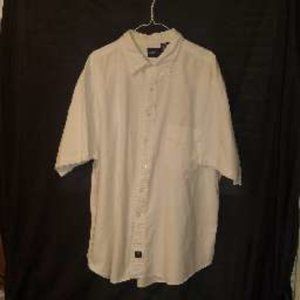 Men's Big and Tall White Catalina Short Sleeve Button Down Shirt. Size 2XL.